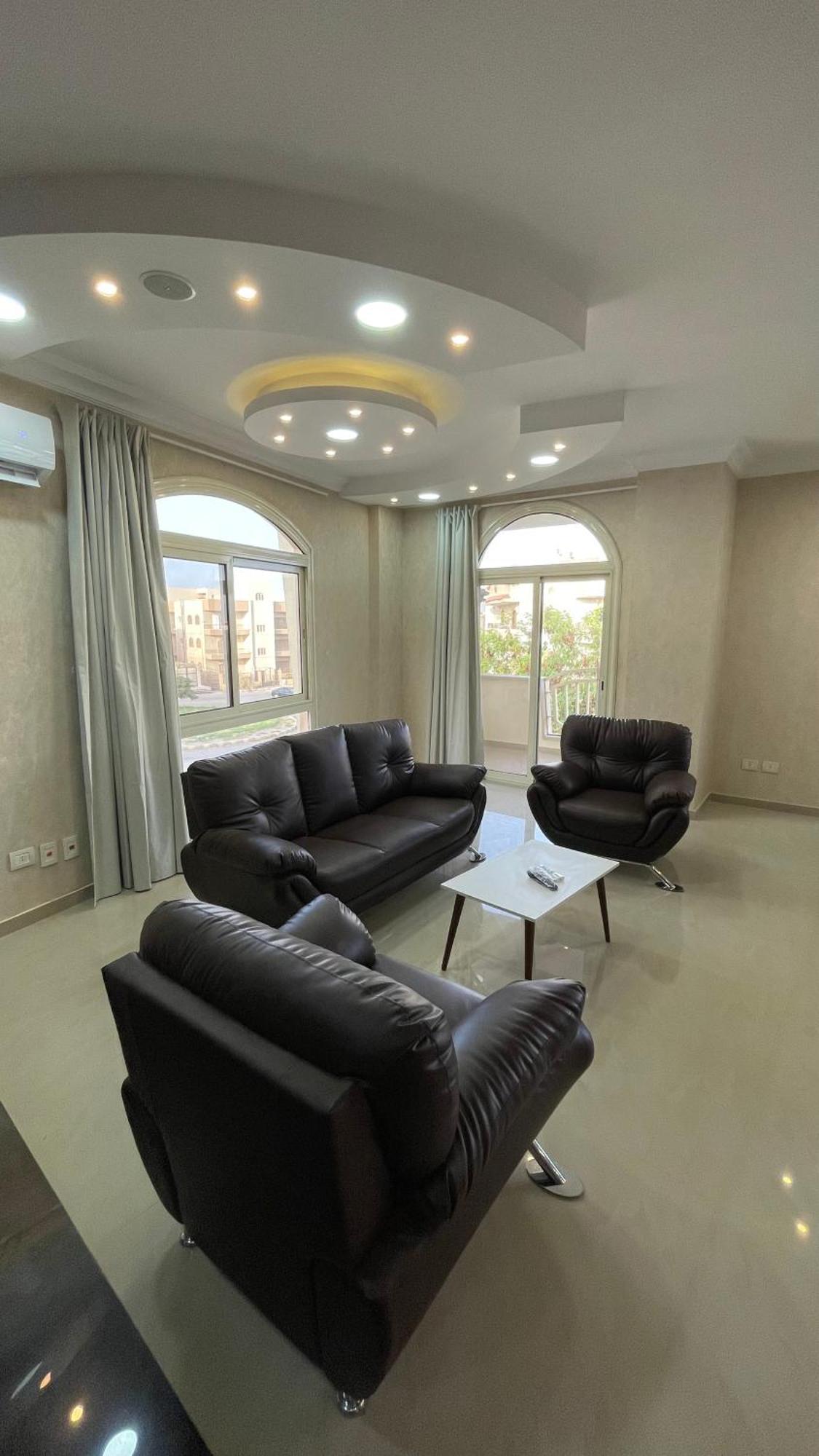 High Deluxe Apartment In Private Villa In New Il Cairo Esterno foto